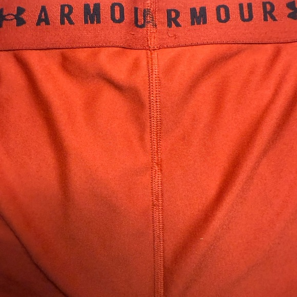 Under Armour Women's Activewear Size Small Vibrant Orange Athletic Shorts - Picture 9 of 9